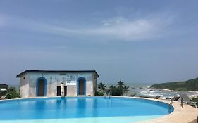 Biriwa Beach Hotel